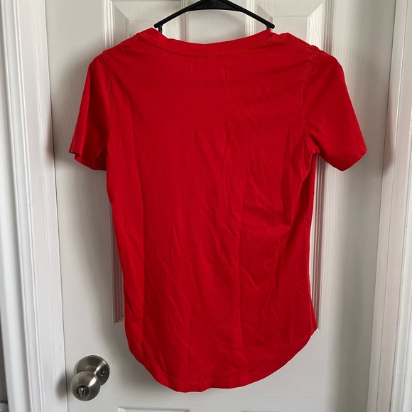 The Group Babaton V-Neck Shirt - Picture 5 of 5